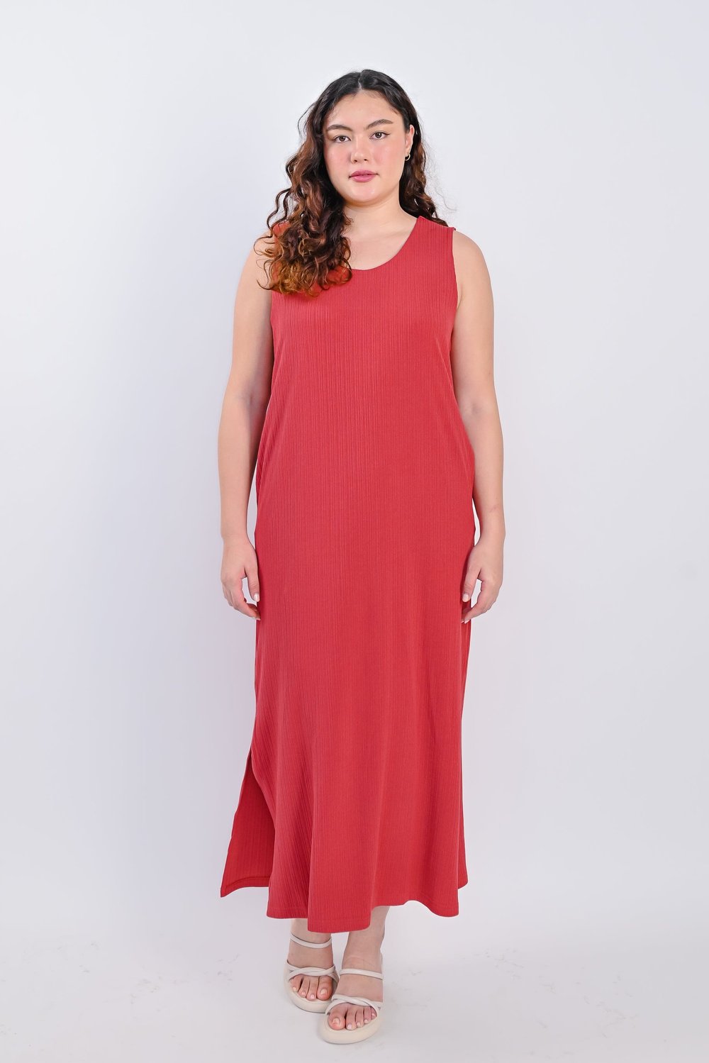 LEKA SCOOP-NECK MIDI IN WATERMELON