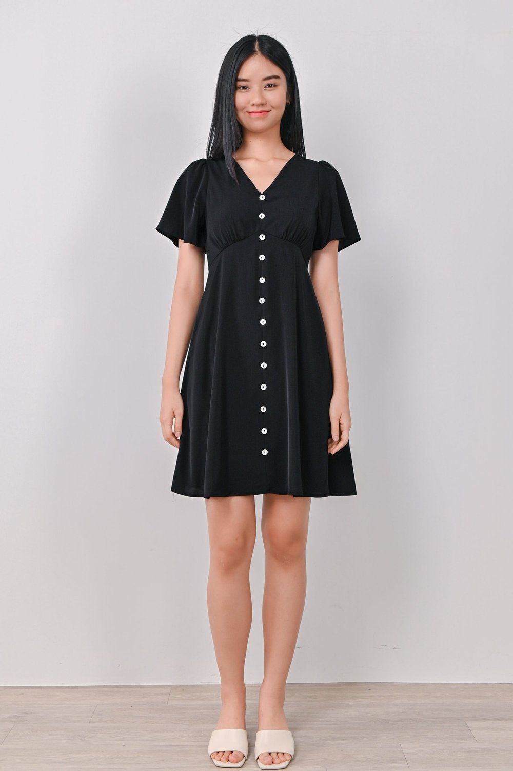 LUZIA BUTTON DRESS IN BLACK