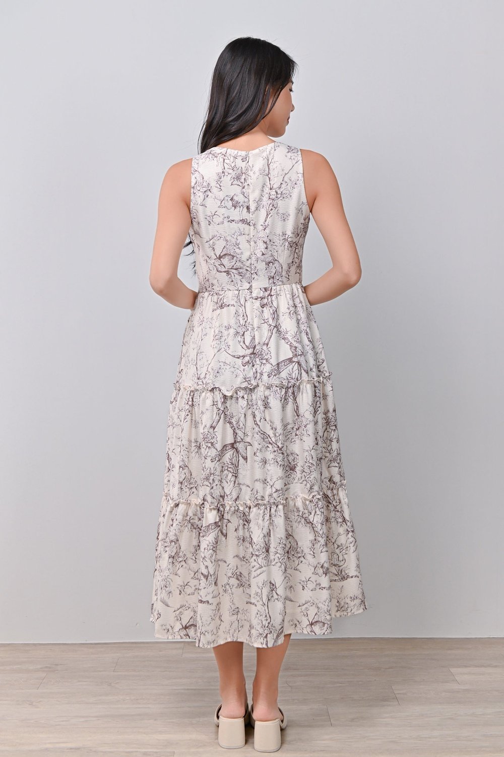 MAXINE TOILE TIERED DRESS IN TAUPE