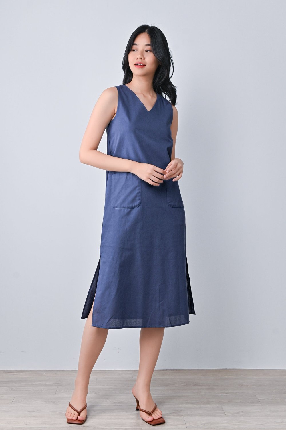 NARI COTTON DRESS IN MID BLUE