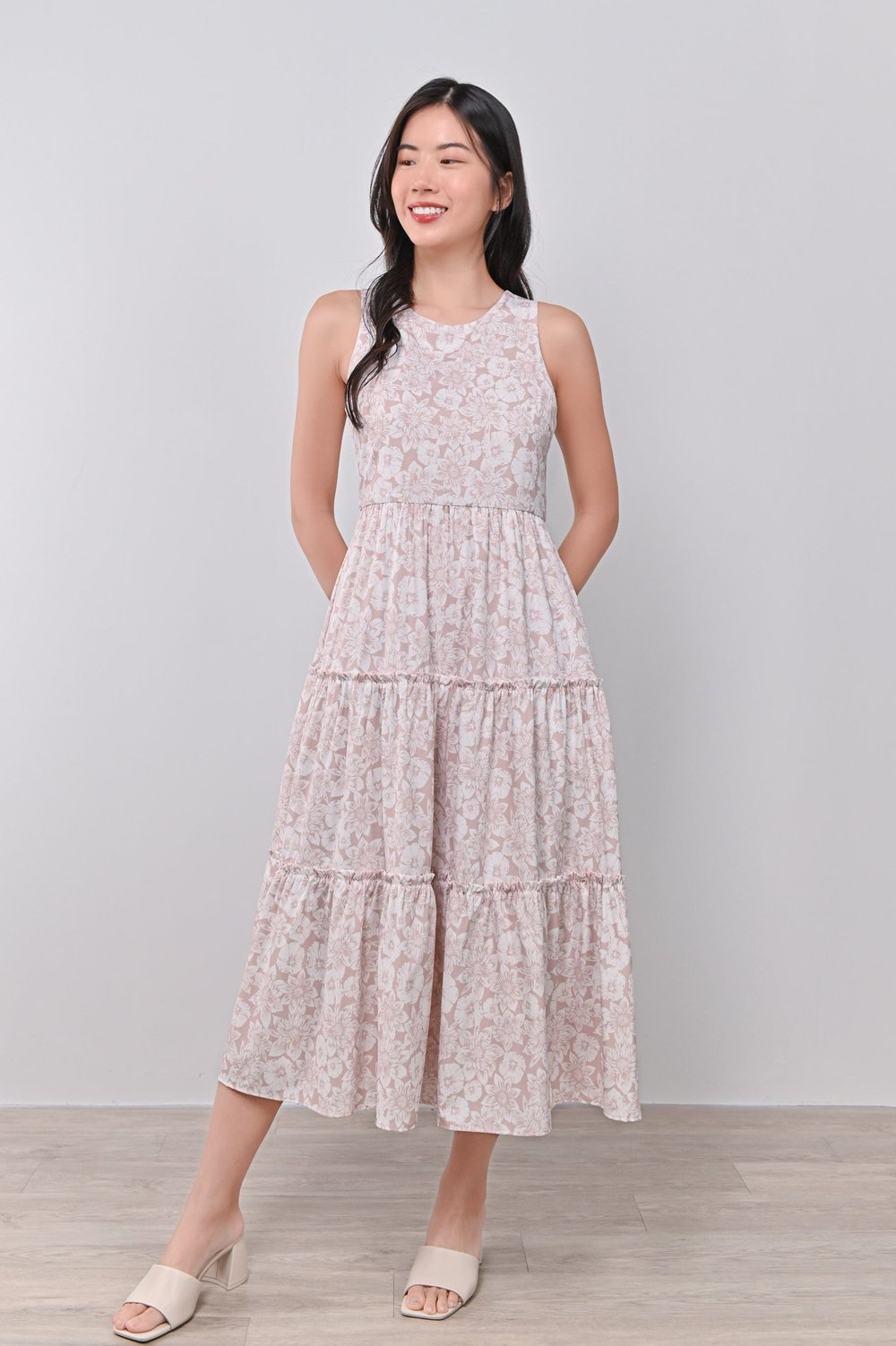NUDE BLOOMS SLEEVELESS TIERED DRESS