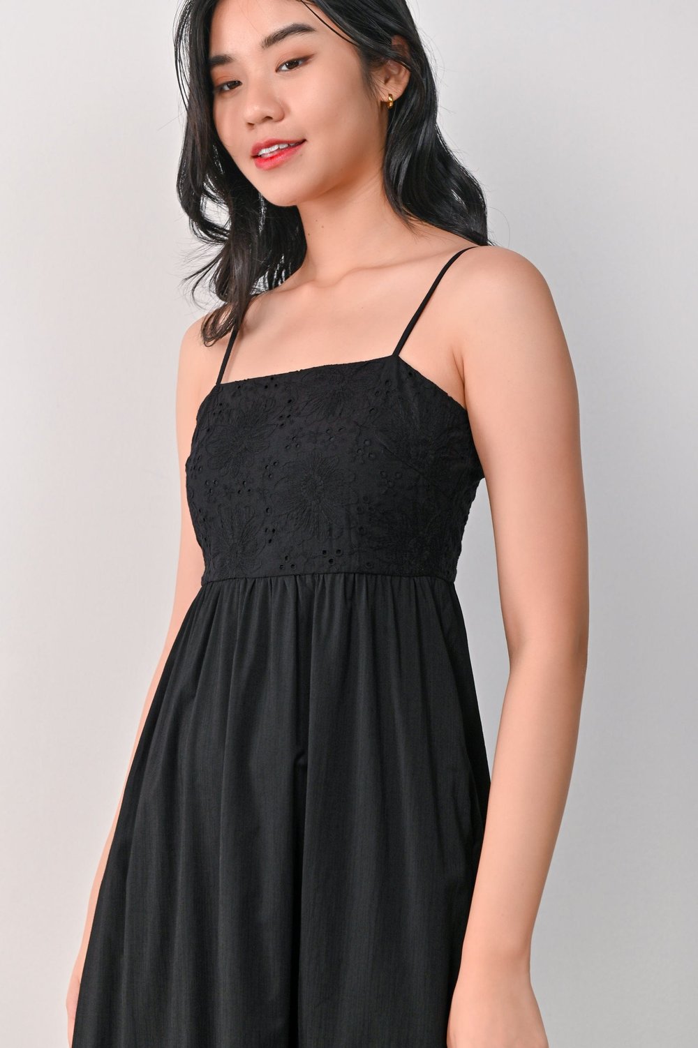SAANVI EYELET SPAG DRESS IN BLACK