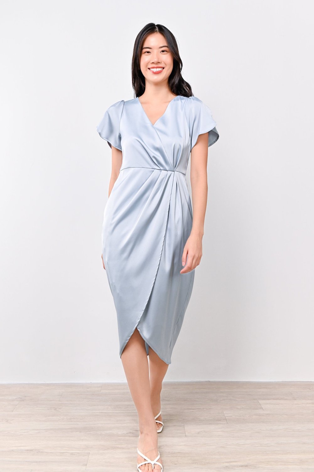 SOMI SLEEVED OVERLAP DRESS IN LIGHT-BLUE