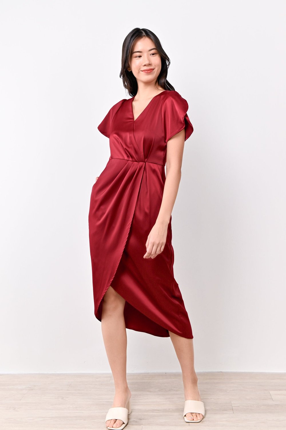 SOMI SLEEVED OVERLAP DRESS IN WINE