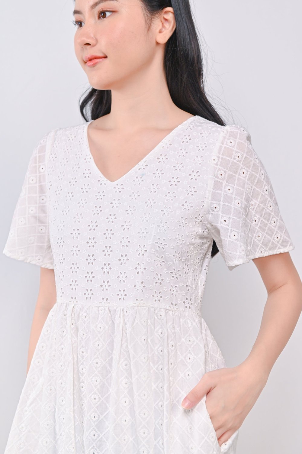 MIMI EYELET DRESS-ROMPER IN WHITE