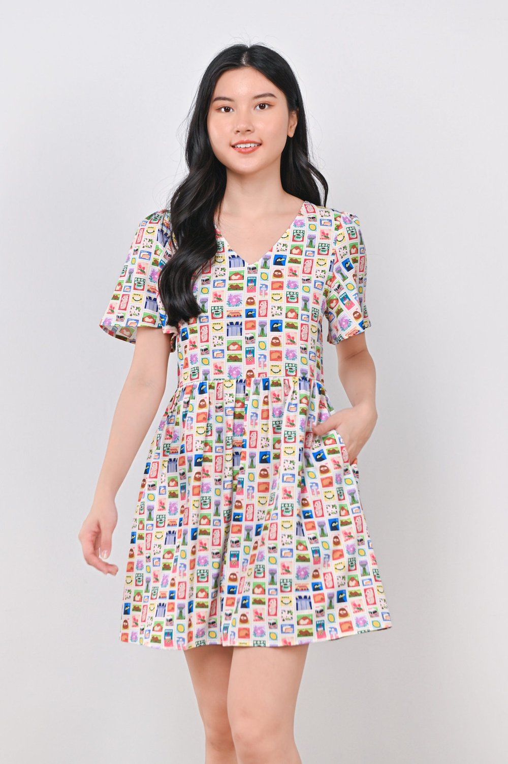SG STAMPS V-NECK DRESS-ROMPER