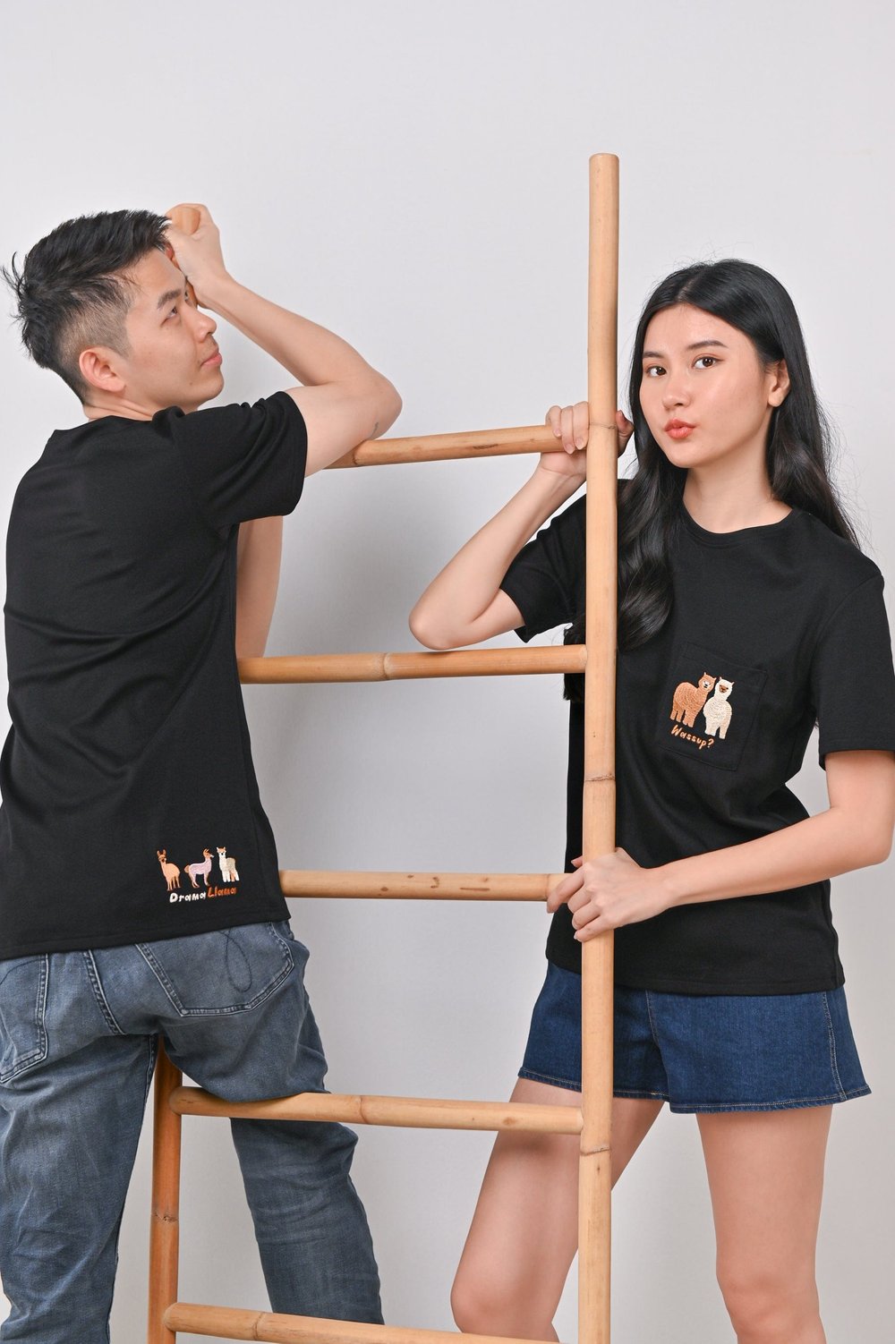 DRAMA LLAMA EMB. UNISEX TEE