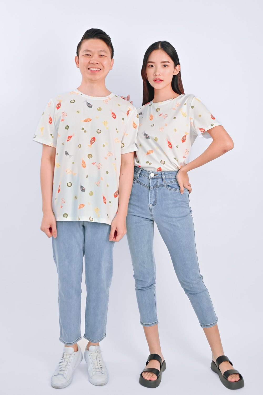 LUCKY KOI UNISEX TEE IN OFF-WHITE