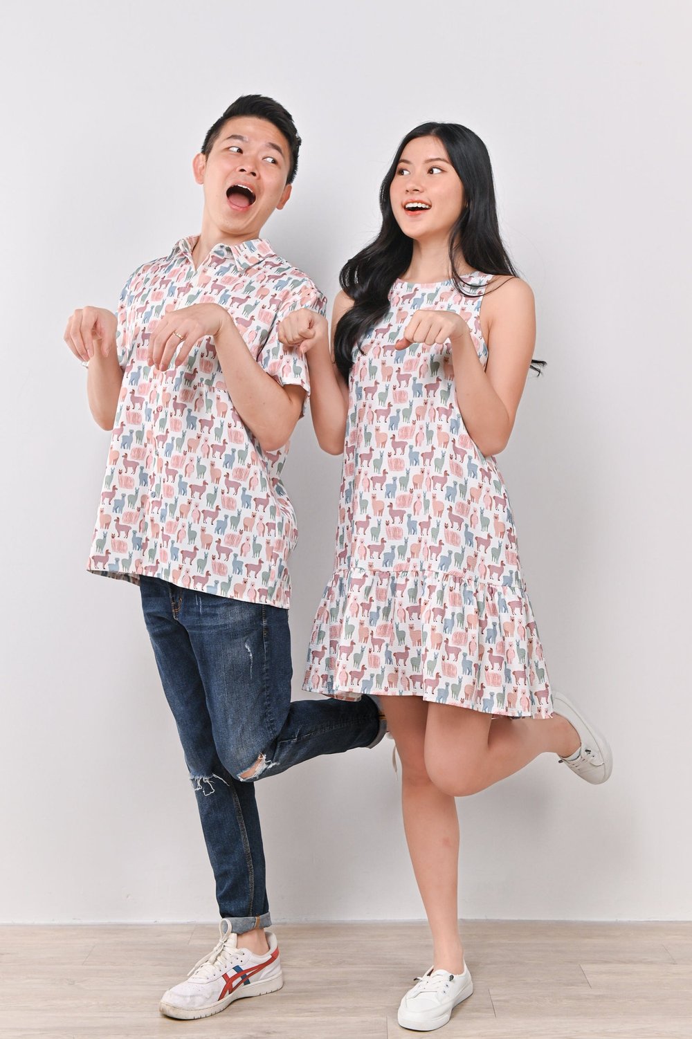 PASTEL LLAMA MEN'S SHIRT