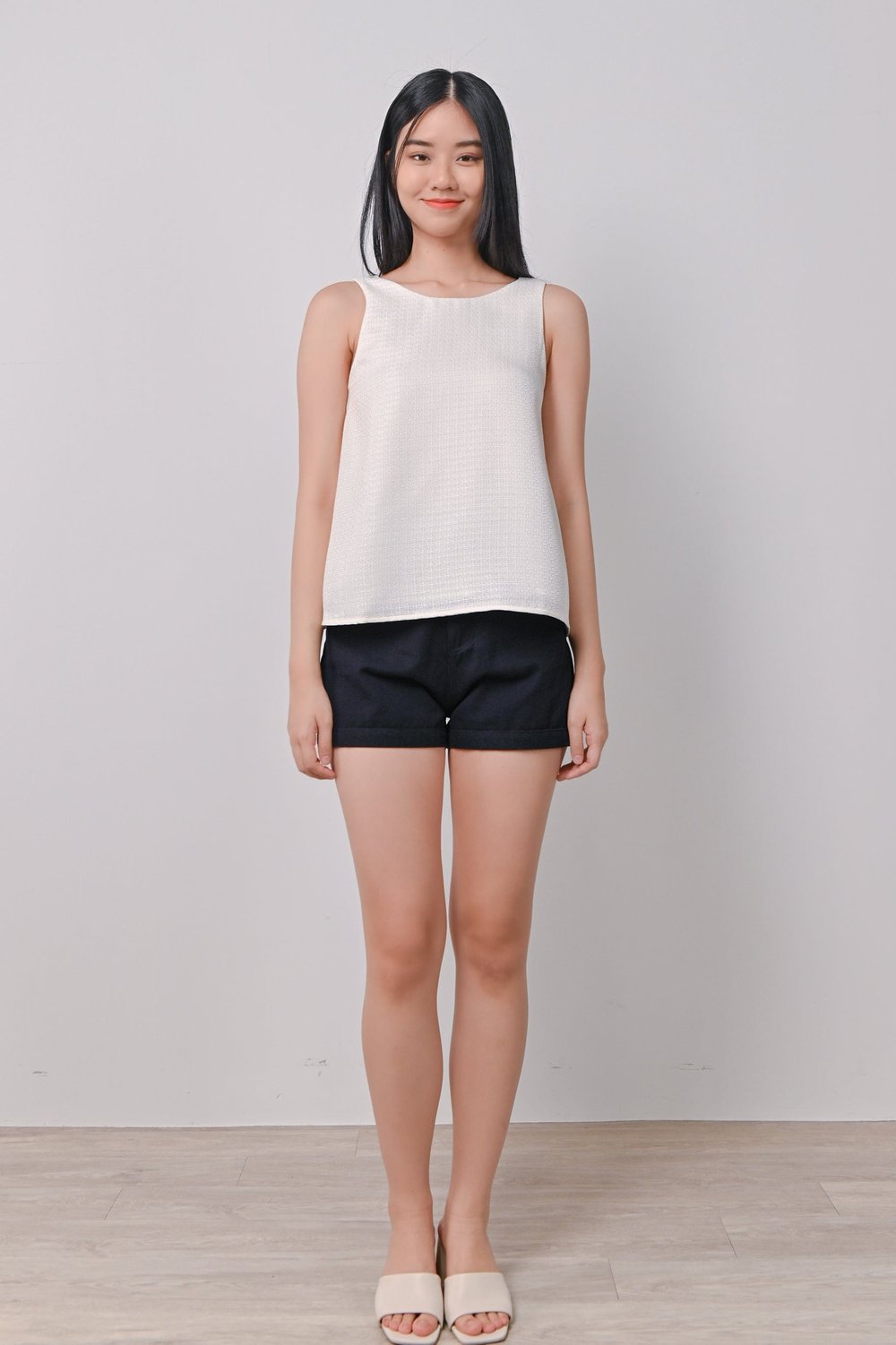 PRIS TWO-WAY TOP IN OFF-WHITE
